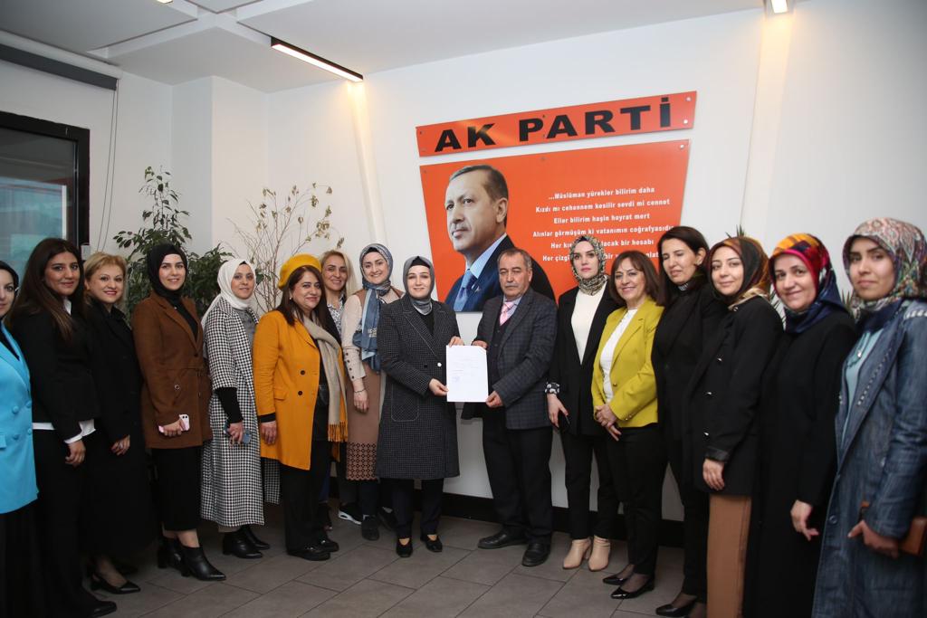 Başkan Müzeyyen Kaya Milletvekili Aday Adaylığını Açıkladı
