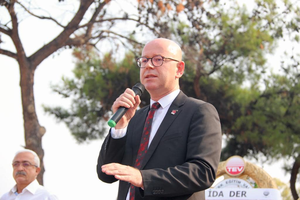 BAŞKAN SARI, CHP’NİN KURULUŞUNUN 99’UNCU YIL DÖNÜMÜNÜ KUTLADI