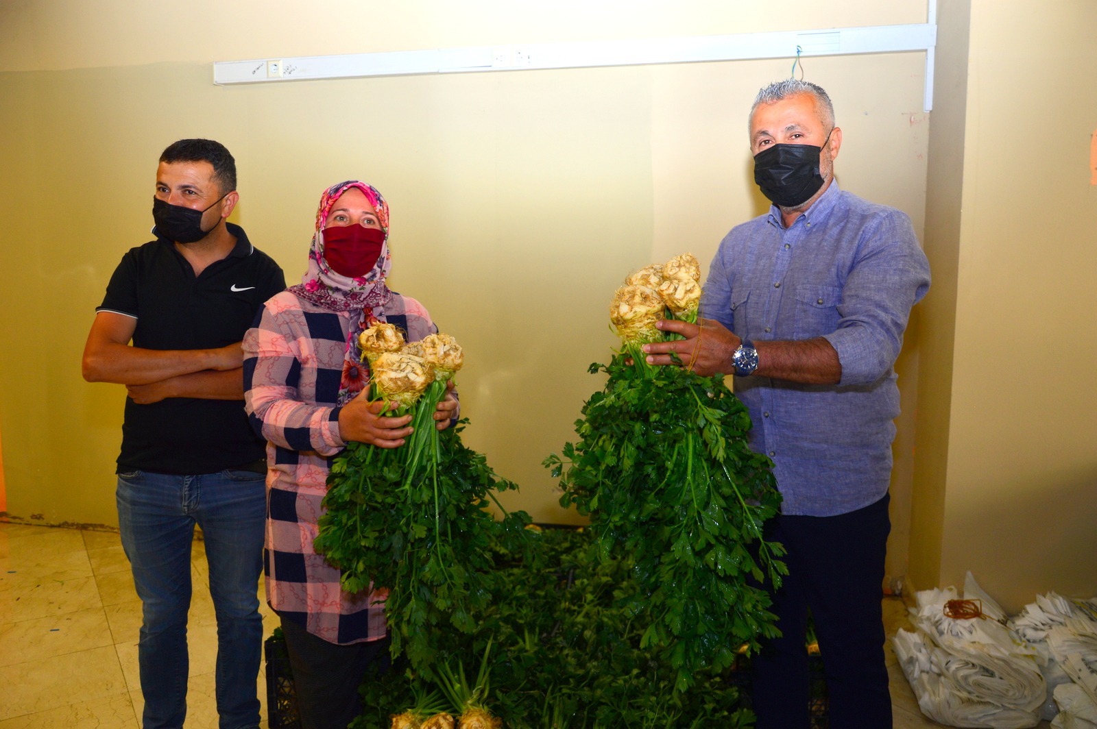 BAŞKAN SÖZEN'DEN ÇİFTÇİYE CAN SUYU VATANDAŞA DESTEK (FOTOĞRAFLI-GÖRÜNTÜLÜ