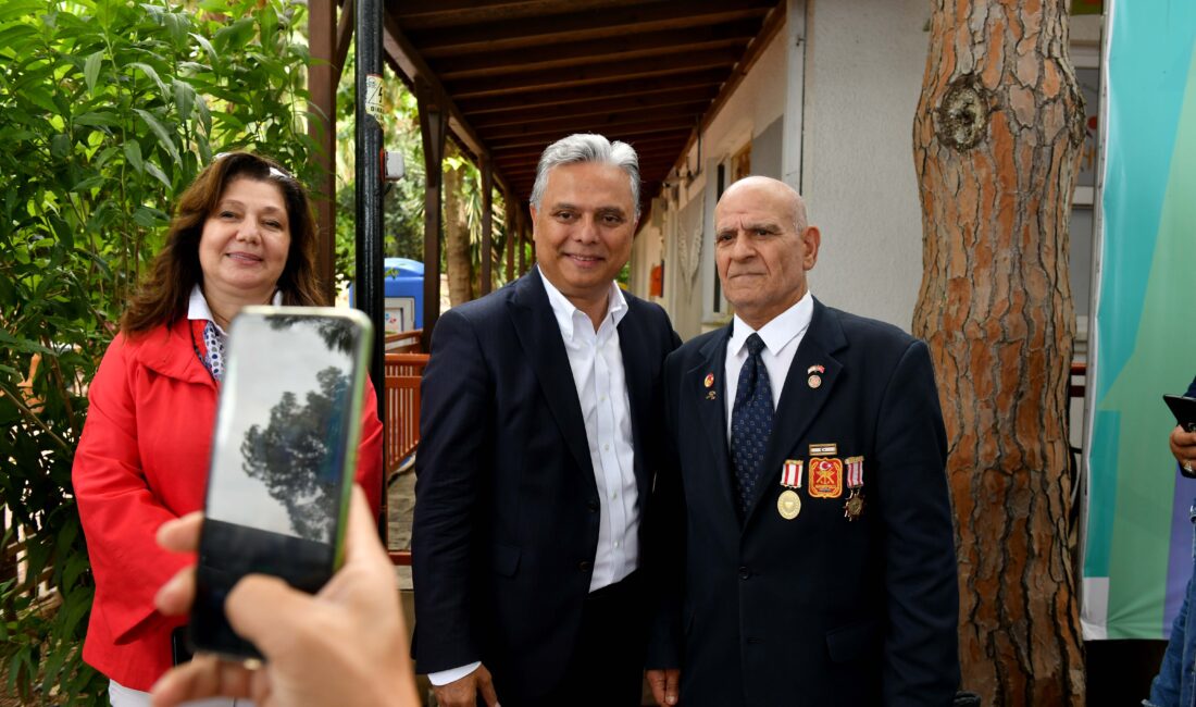 Muratpaşa Belediye Başkanı Ümit