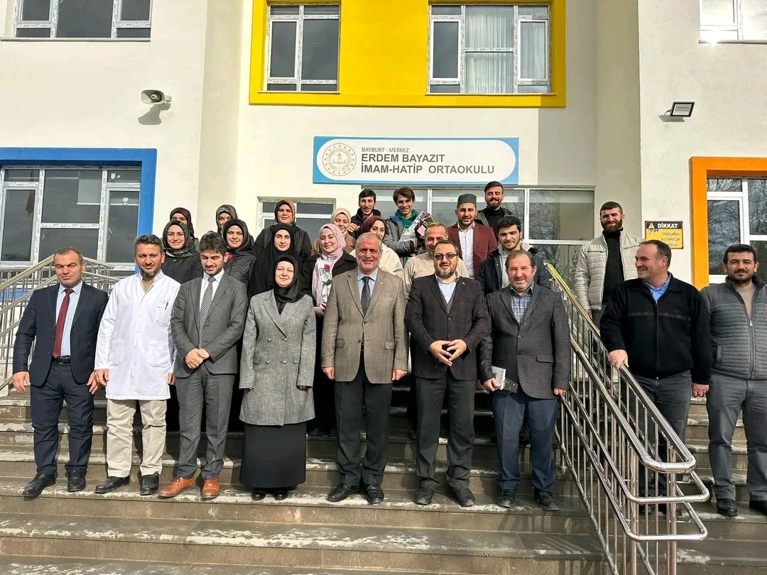 Bayburt İl Müftüsü Öğretmenler Günü’nü Kutladı 