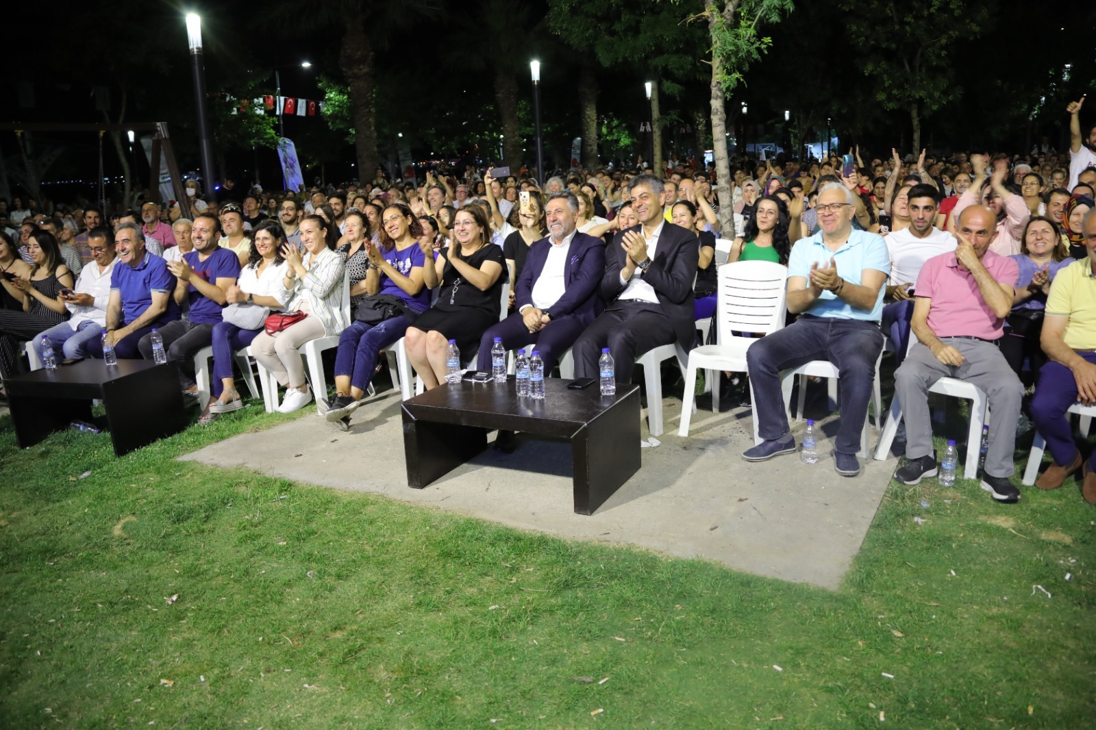 BAYRAKLI-HOMEROS FESTİVALİ ÖDÜLLE SONA ERDİ.