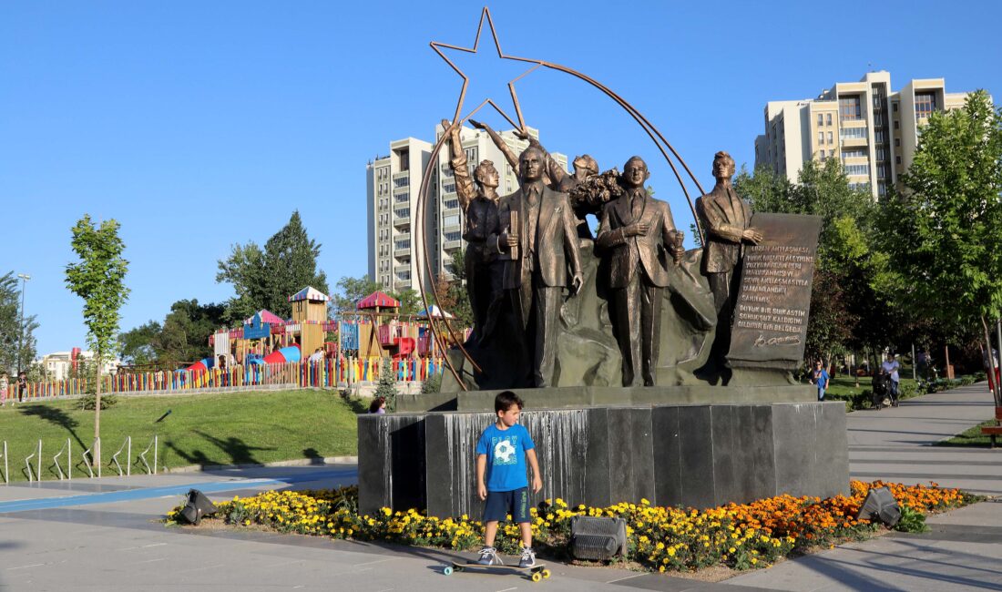 Bayramını Ankara’da geçiren vatandaşların