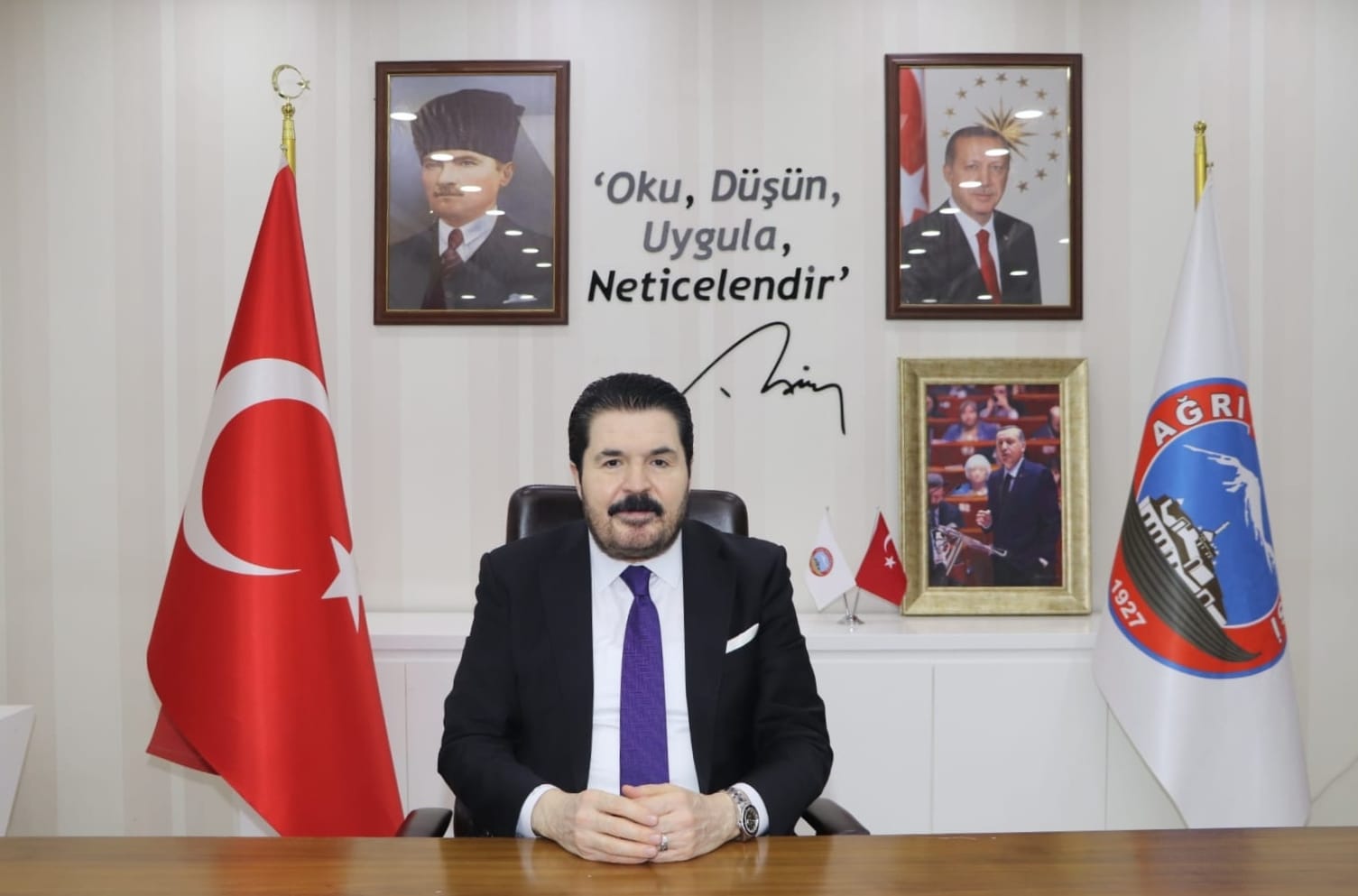 Belediye Başkanı Savcı Sayan’ın 29 Ekim Cumhuriyet Bayramı Mesajı