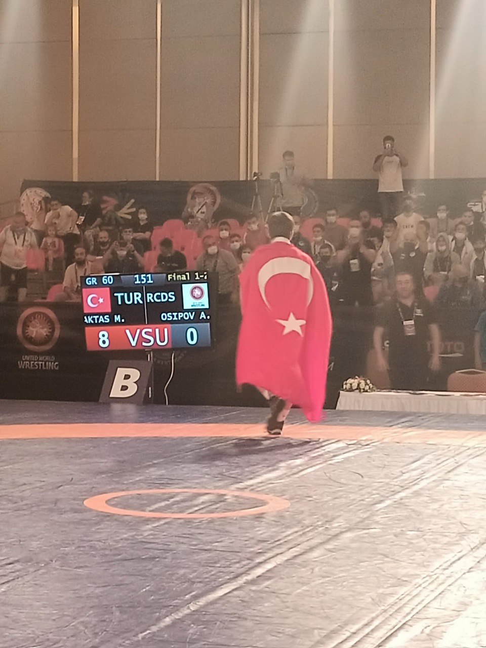 Büyükşehir Güreş Takımı sporcusu dünya şampiyonu oldu