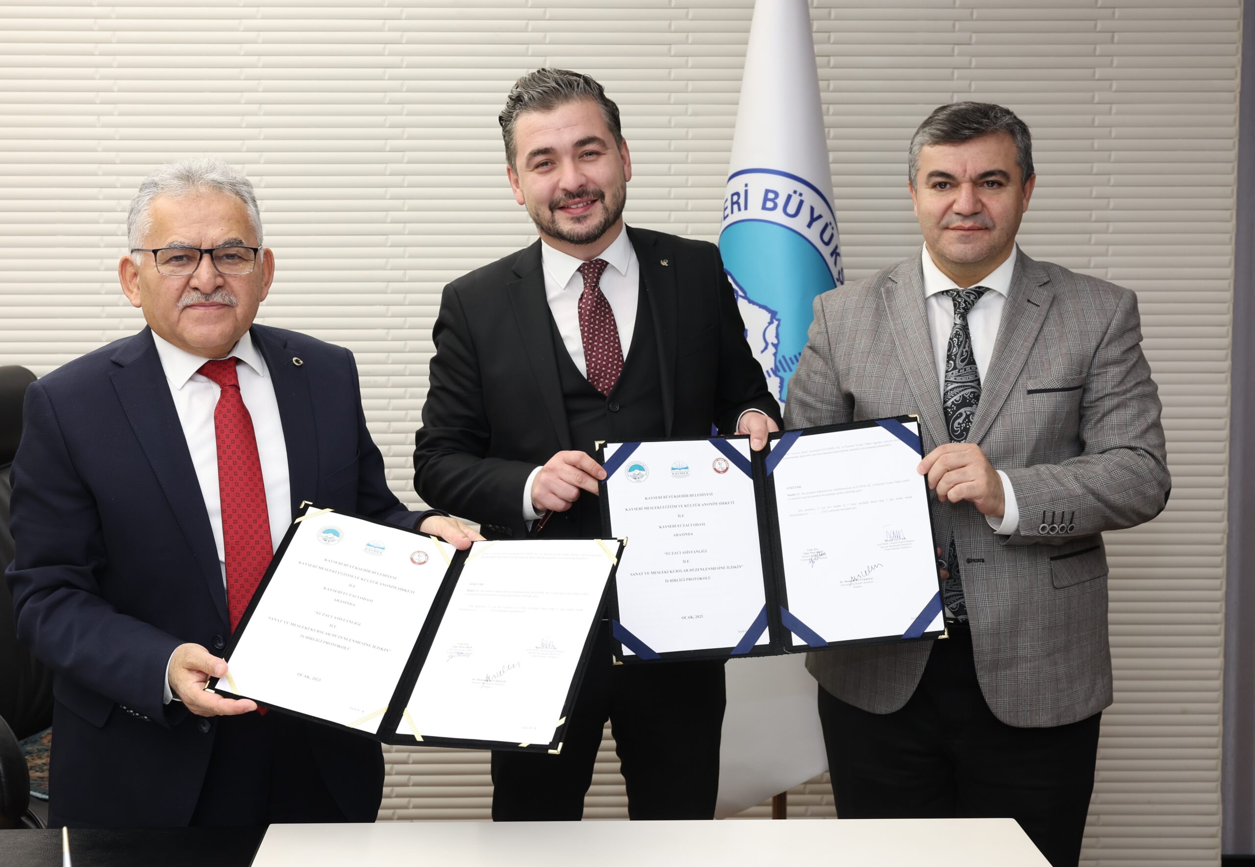 BÜYÜKŞEHİR İLE ECZACI ODASI ARASINDA TÜRKİYE’DE BİR İLK OLACAK PROTOKOL