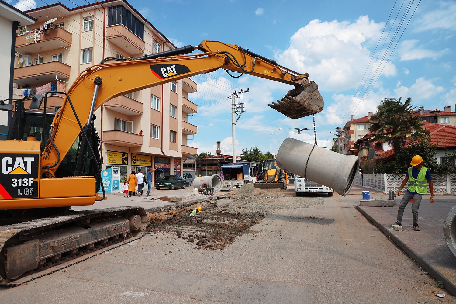 Büyükşehir Kazımpaşa Mahallesi’nde 12 bin 150 metrelik hat çalışmasını başlattı