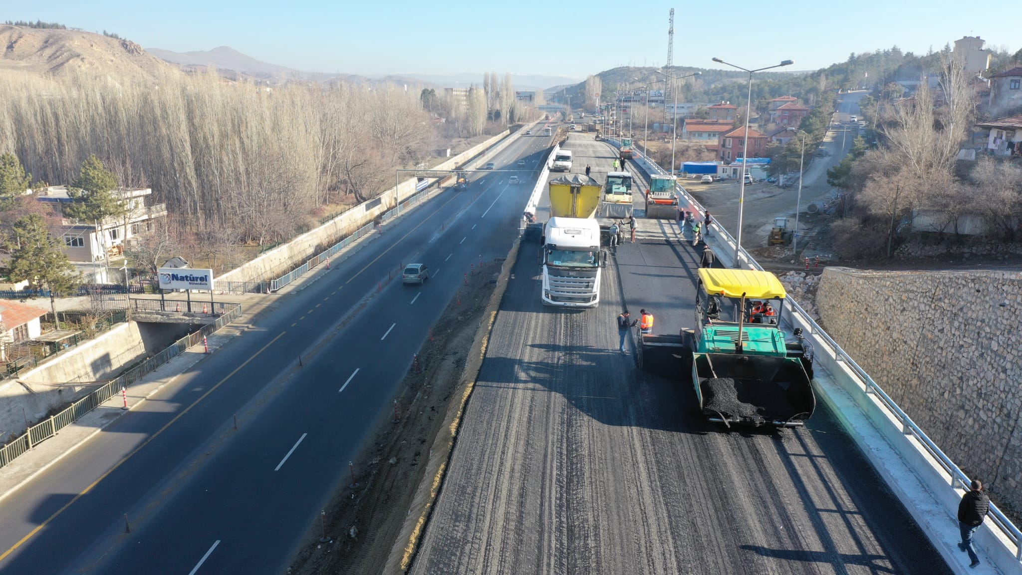 BÜYÜKŞEHİR MAVİ GÖL GİRİŞİ KAVŞAĞI’NIN İLK ETABINI TAMAMLADI