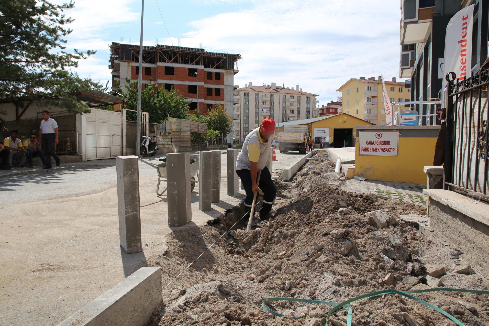 Çankırı Belediyesi Yolları İyileştiriyor