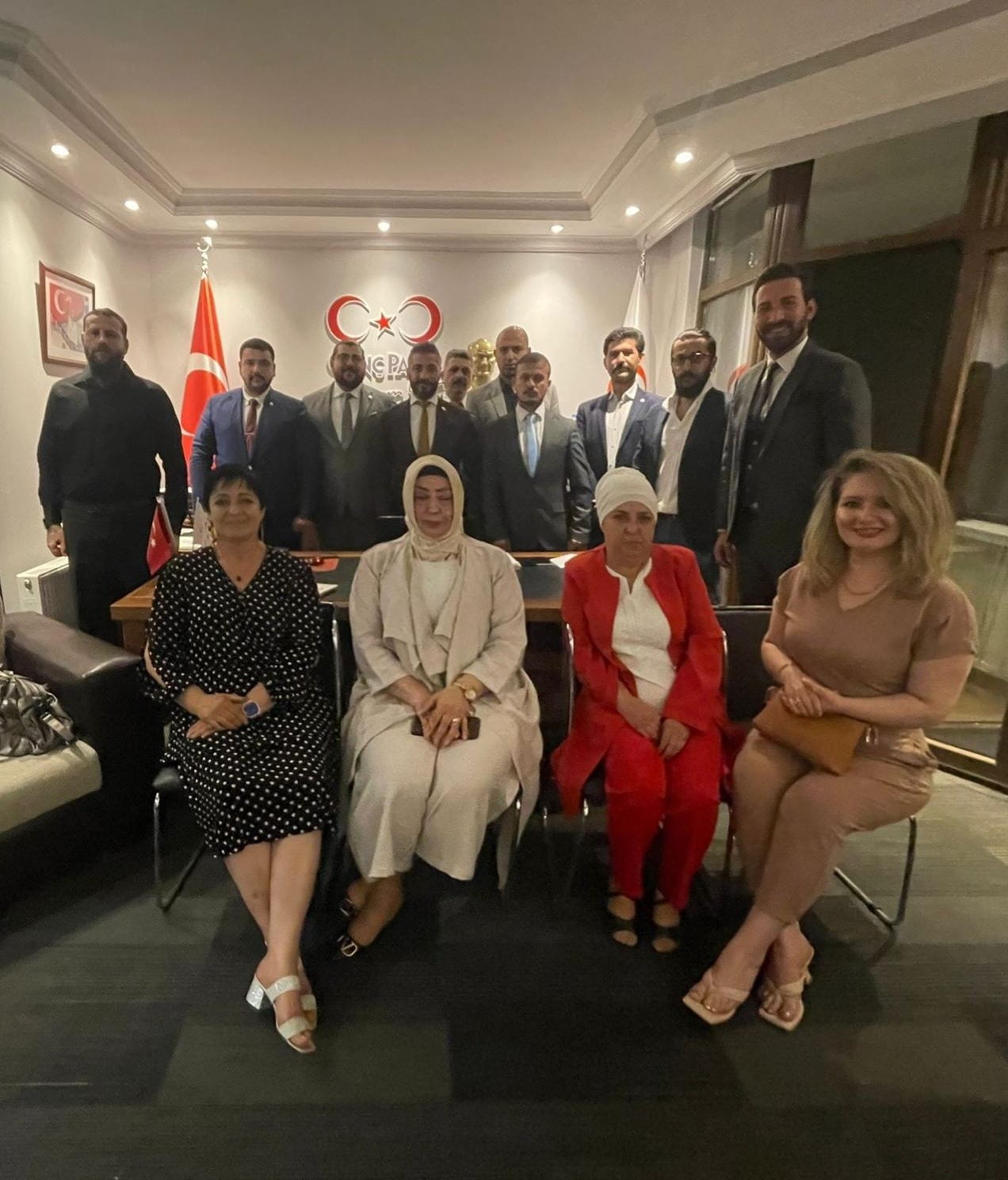 Cem Uzan Sahalara Geri Dönüyor