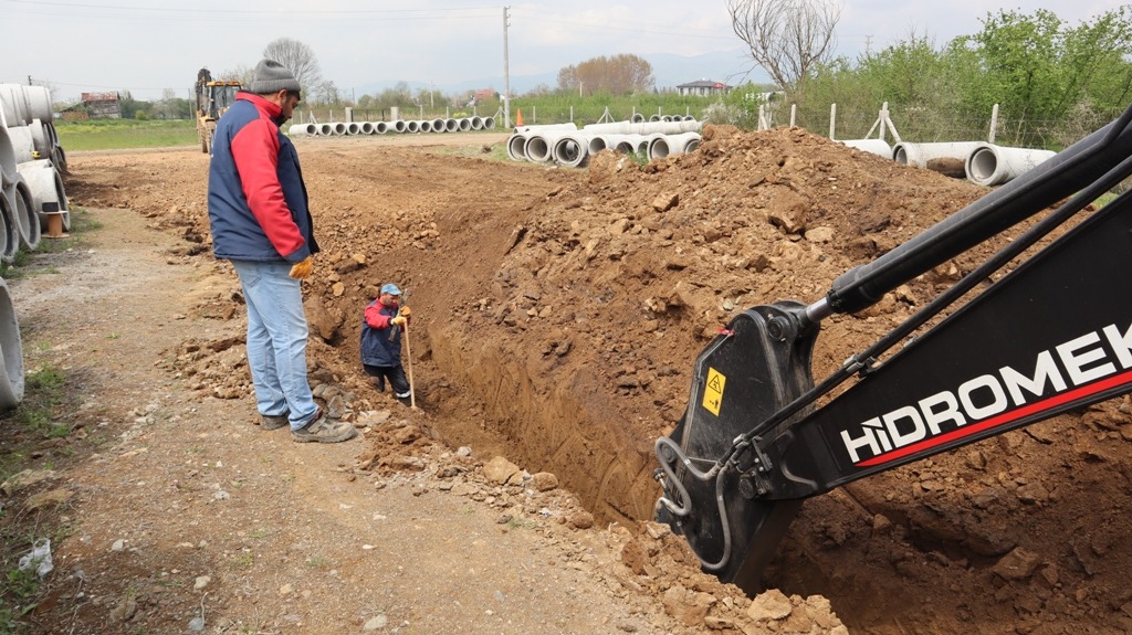 ÇEVRE YOLUNUN ALT YAPISI BİTMEK ÜZERE