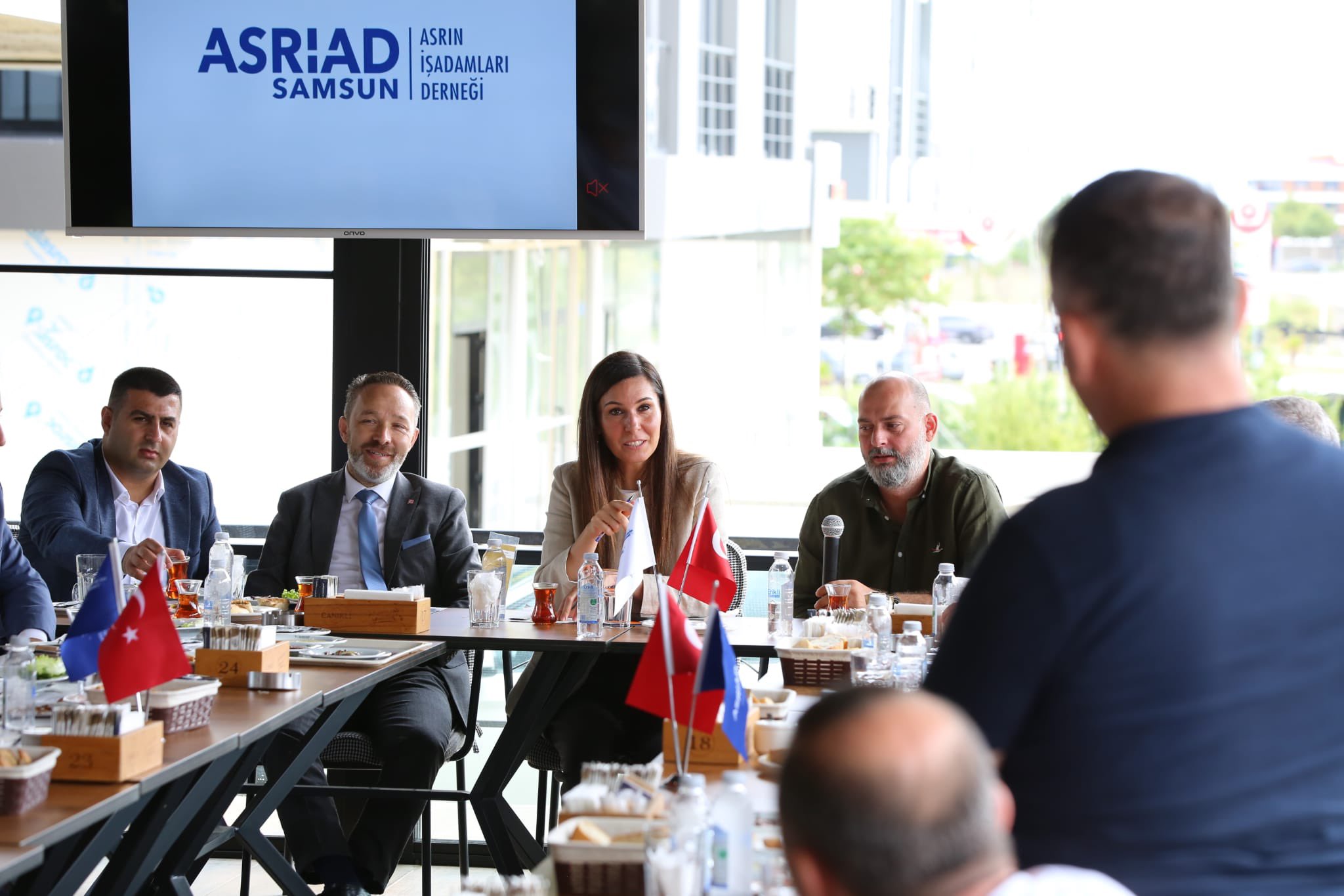 Çiğdem Karaaslan ASRİAD İle Birayaya Geldi