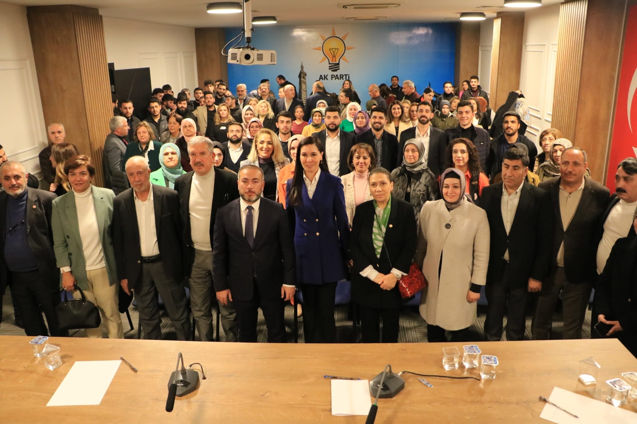 ÇİĞDEM KARAASLAN’DAN DİYARBAKIR'A ÇIKARMA