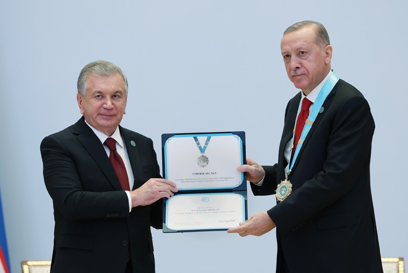 Cumhurbaşkanı Erdoğan’a, Semerkant’ta “Türk Dünyası Ali Nişanı” verildi