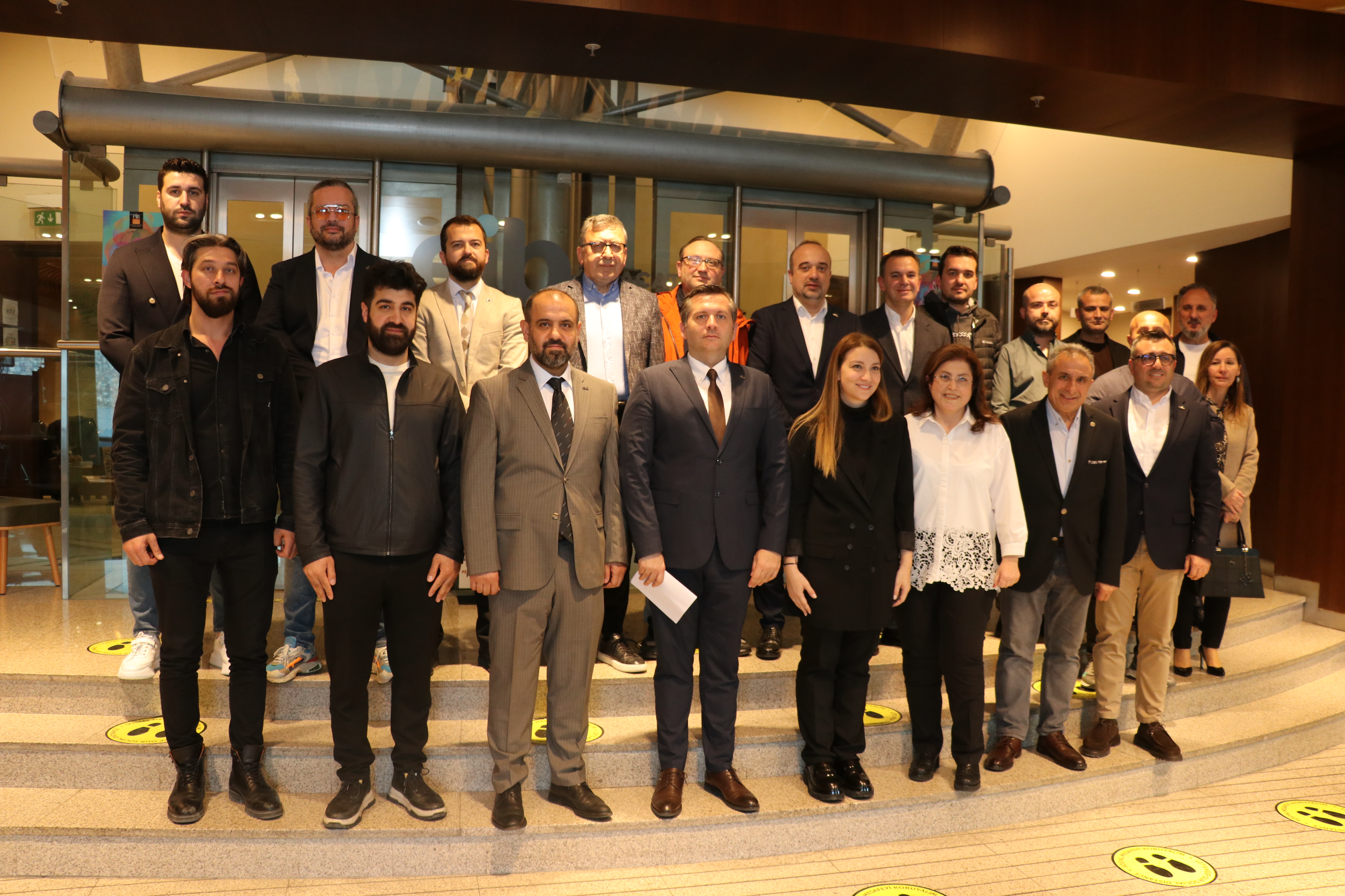 Deri ihracatçıları döviz kuru 24-25 TL olmalı