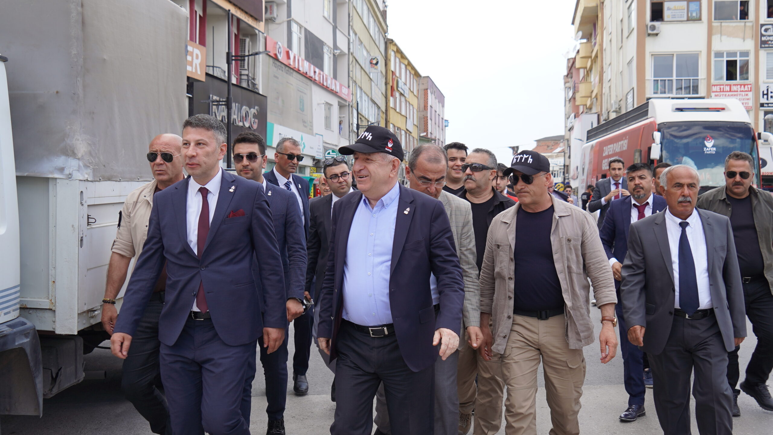 Diğer Partilerle İttifak, Zafer Partisi'nin Gündeminde Yok