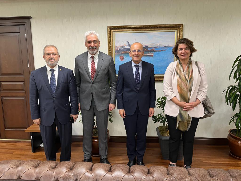 Diyarbakır Milletvekillerinden Maliye Bakanı'na Ziyaret 