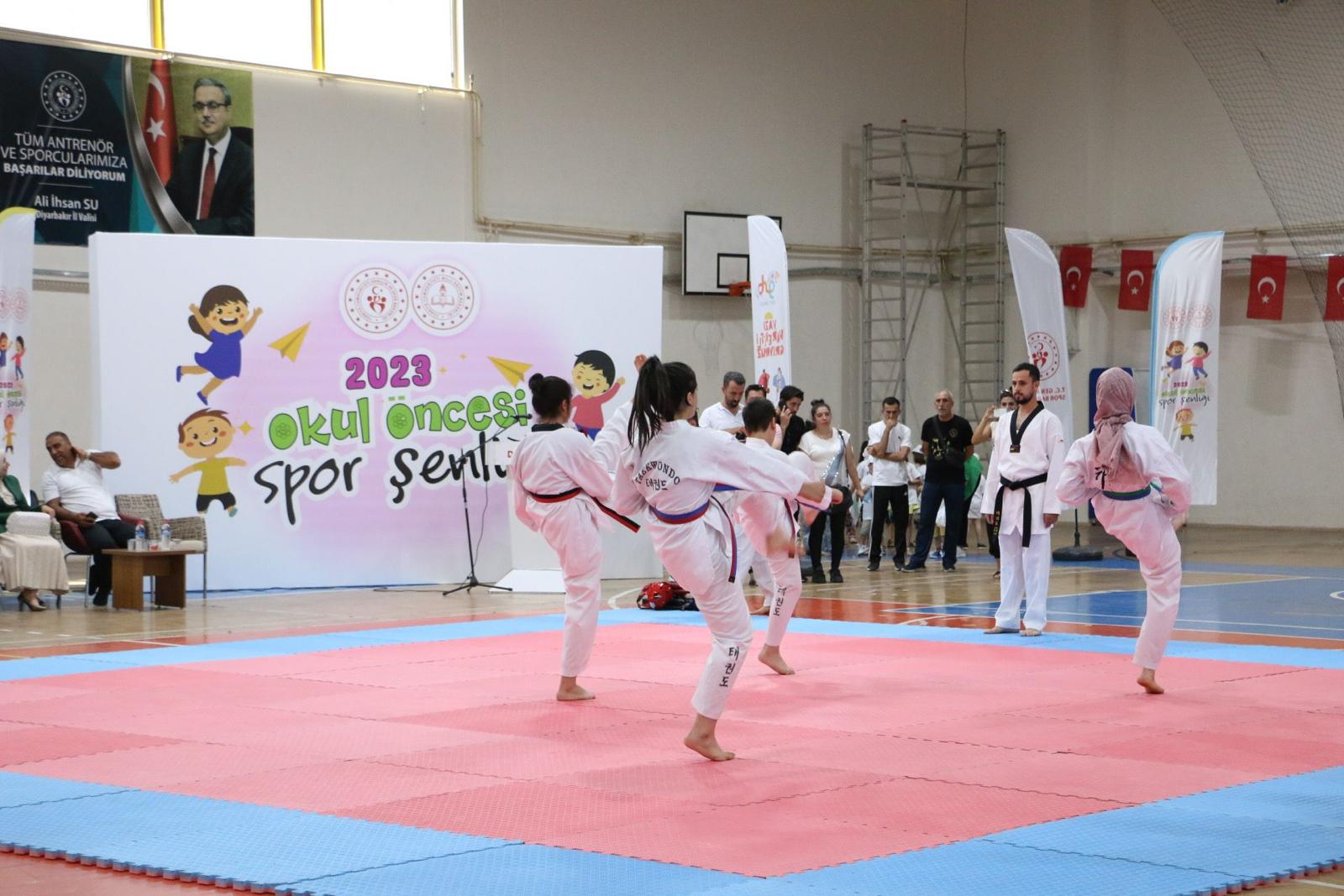 DİYARBAKIR'DA ENGELSİZ SPOR OKULLARİ
