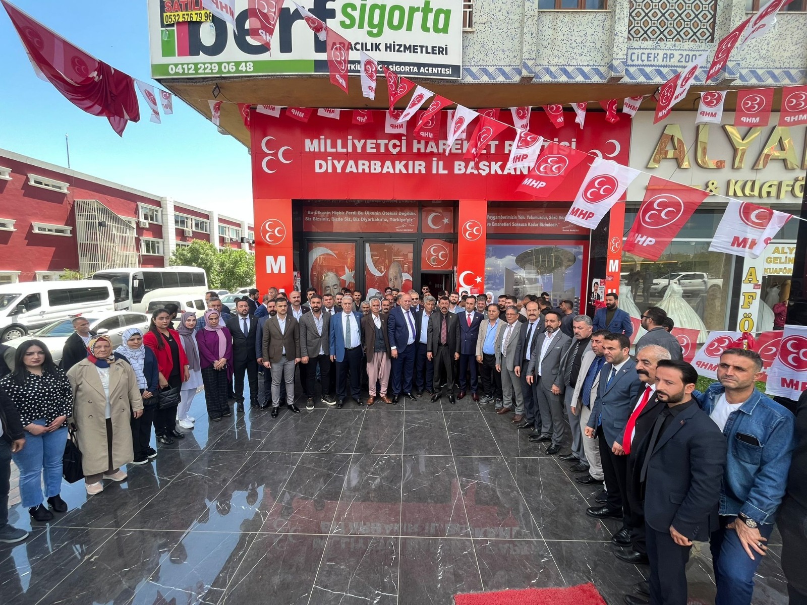 Diyarbakır’da MHP’ye 1000 Kişi Katıldı!