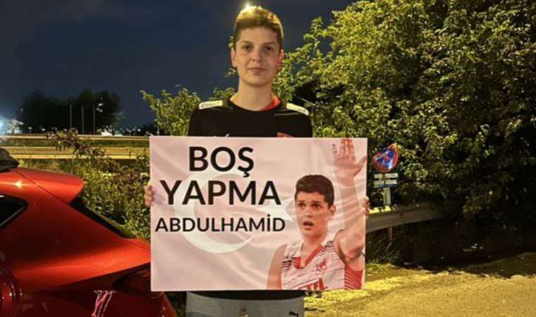 Ebrar Karakurt'a "Abdülhamid" tepkisi geldi