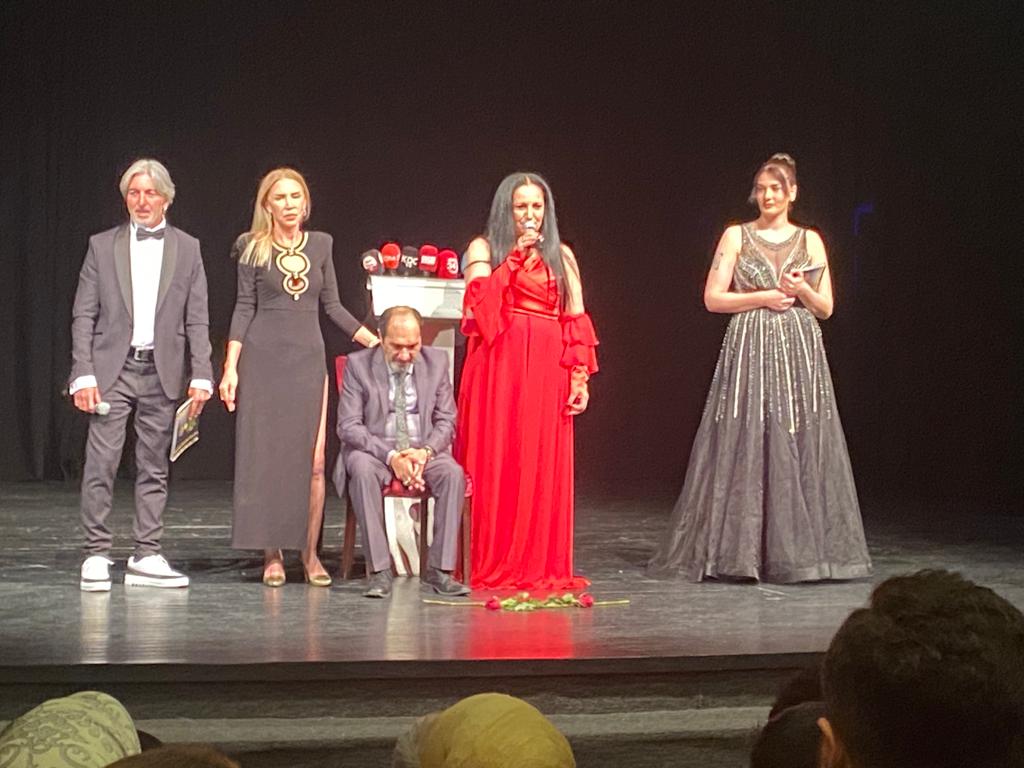 EFSANE YÖNETMEN MEHMET ALİ GÜNDOĞDU ONUR ÖDÜLLERİ SAHİPLERİNİ BULDU