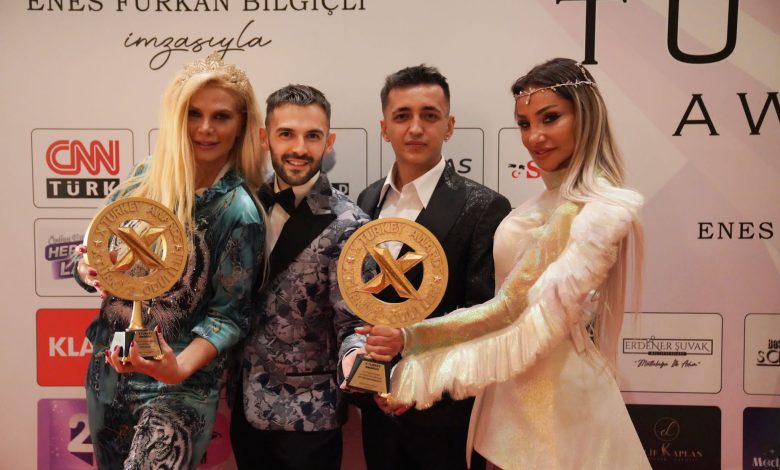 ENES FURKAN BİLGİÇLİ İMZALI X TURKEY AWARDS GÖRKEMLİ TÖRENLE SAHİPLERİNİ BULDU