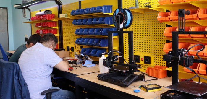 ERZURUM BÜYÜKŞEHİR BELEDİYESİ MÜHENDİSLERİ ENGELLİ VATANDAŞLAR İÇİN AKILLI BASTON ÜRETİYOR