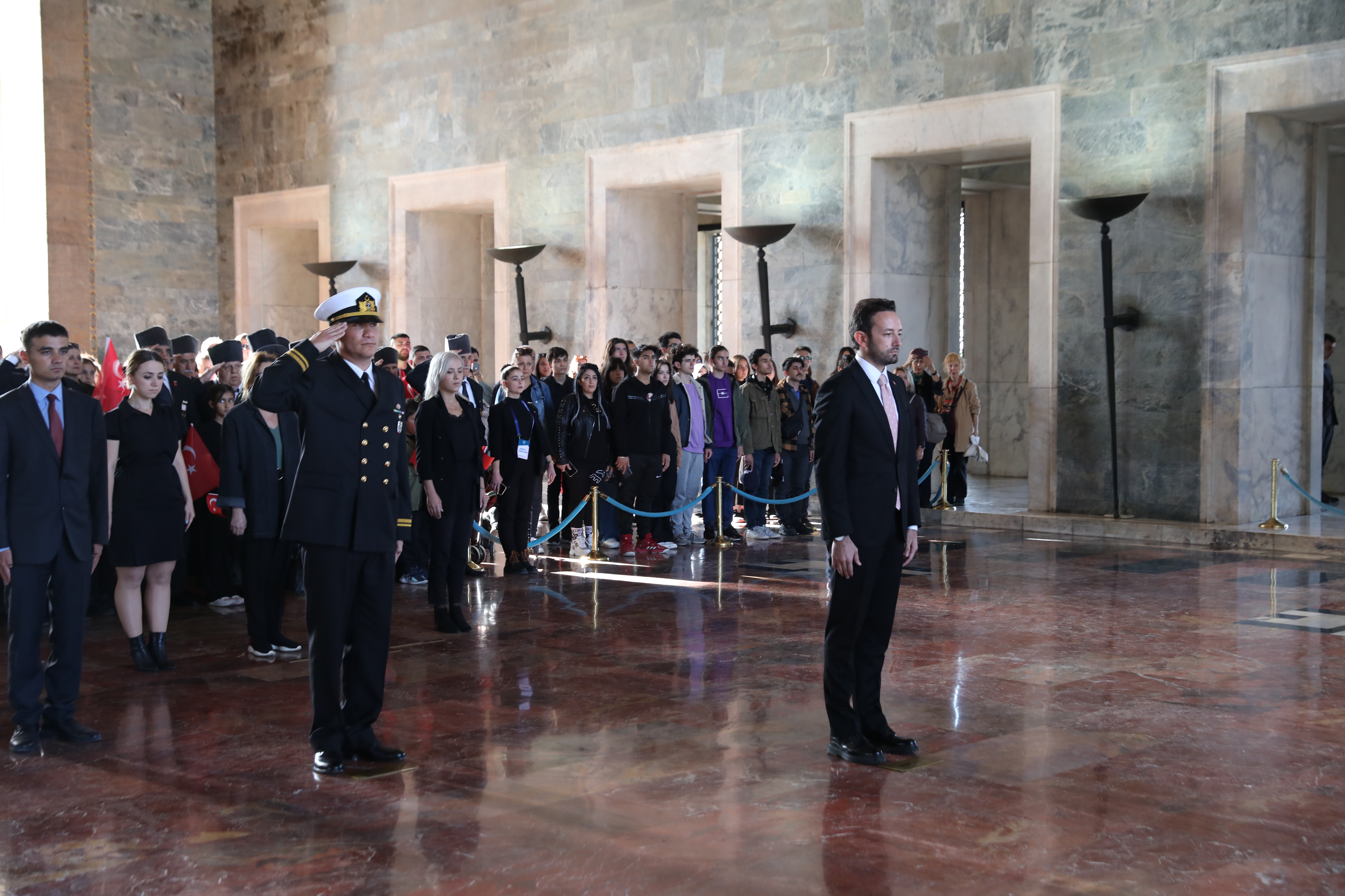 Gaziler ve Çocuklar Elele Anıtkabir’de