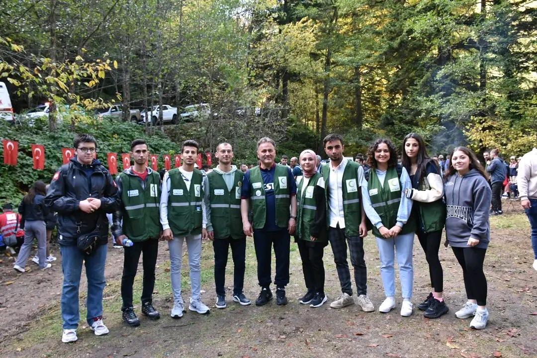 Gümüşhaneliler 7 km Doğa Yürüyüşünde Buluştu 