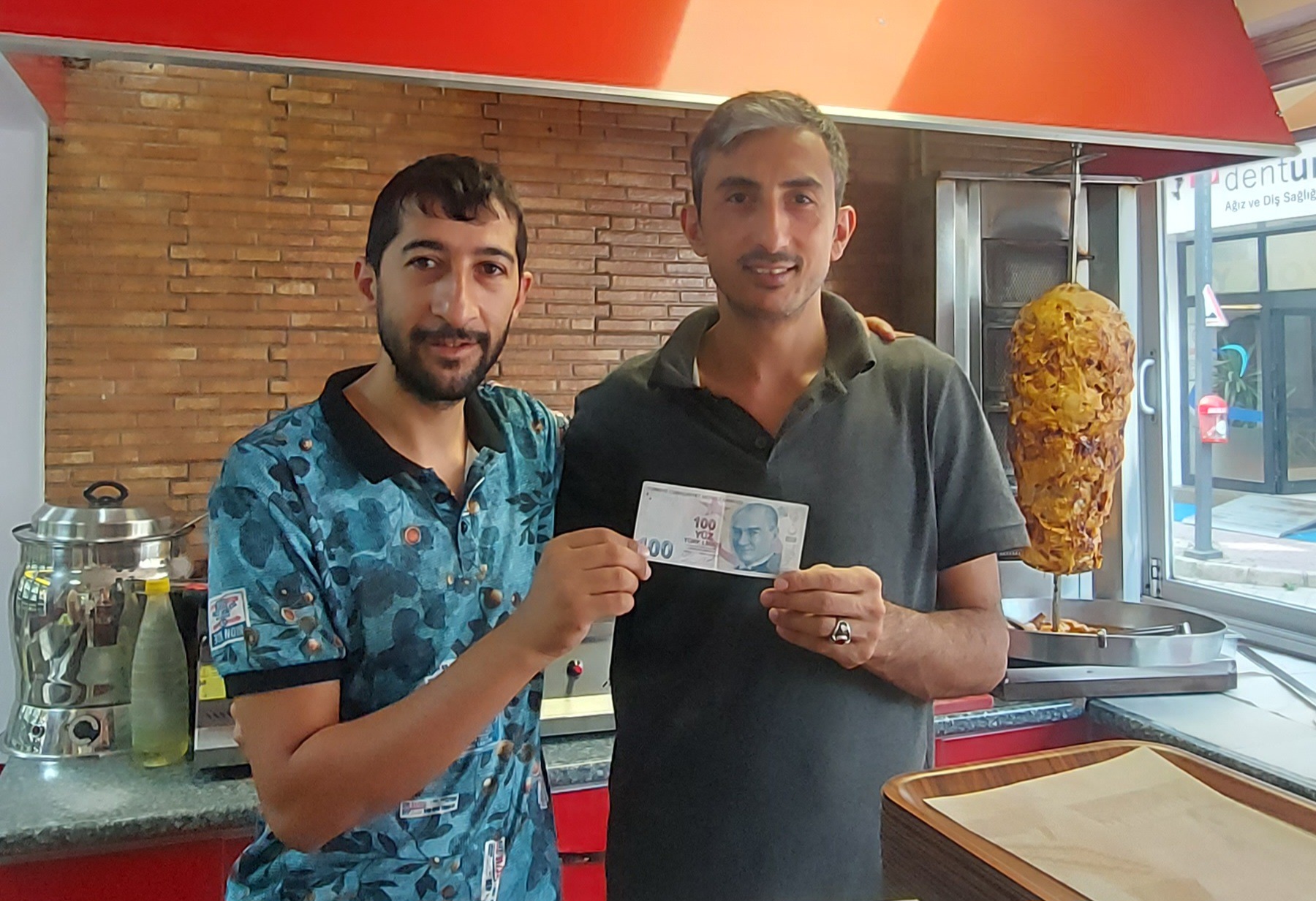 Hatalı Basım Yüz TL için Merkez Bankası Başkanı'nı Dönerciye Davet Etti