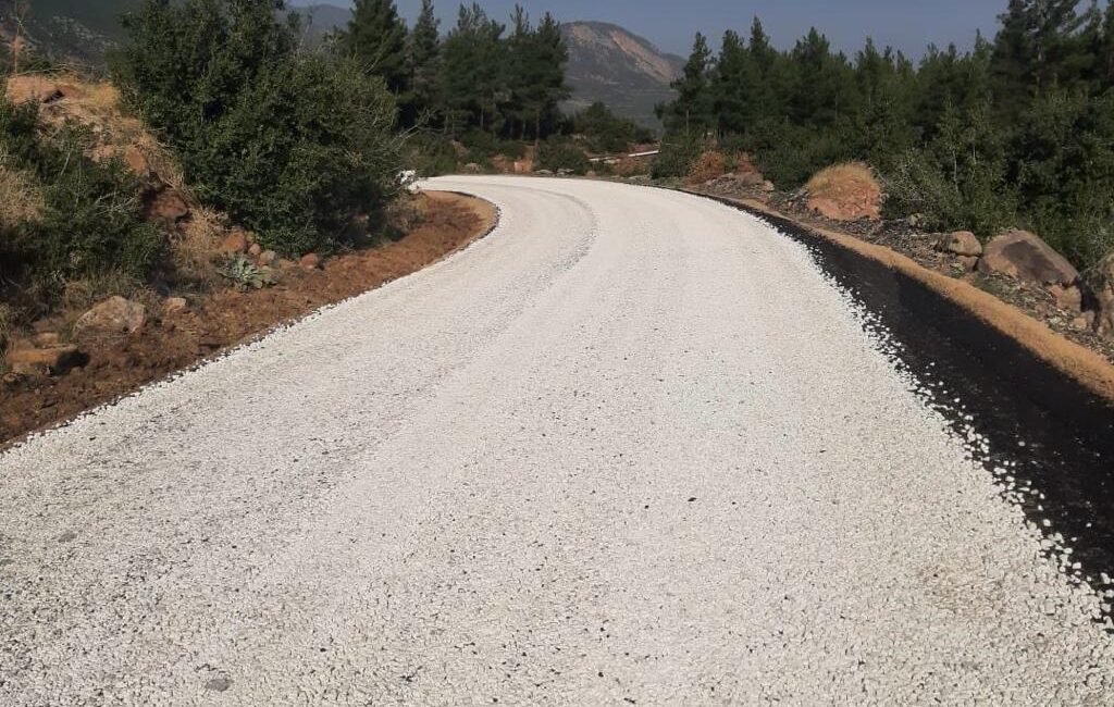 HBB’NİN YOL ÇALIŞMALARI YAYLADAĞI