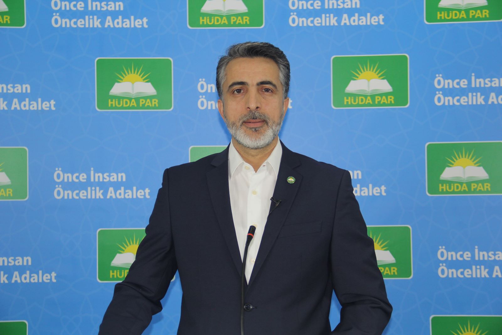 HÜDA PAR: “Siyasetin nezih bir üsluba ihtiyacı var”