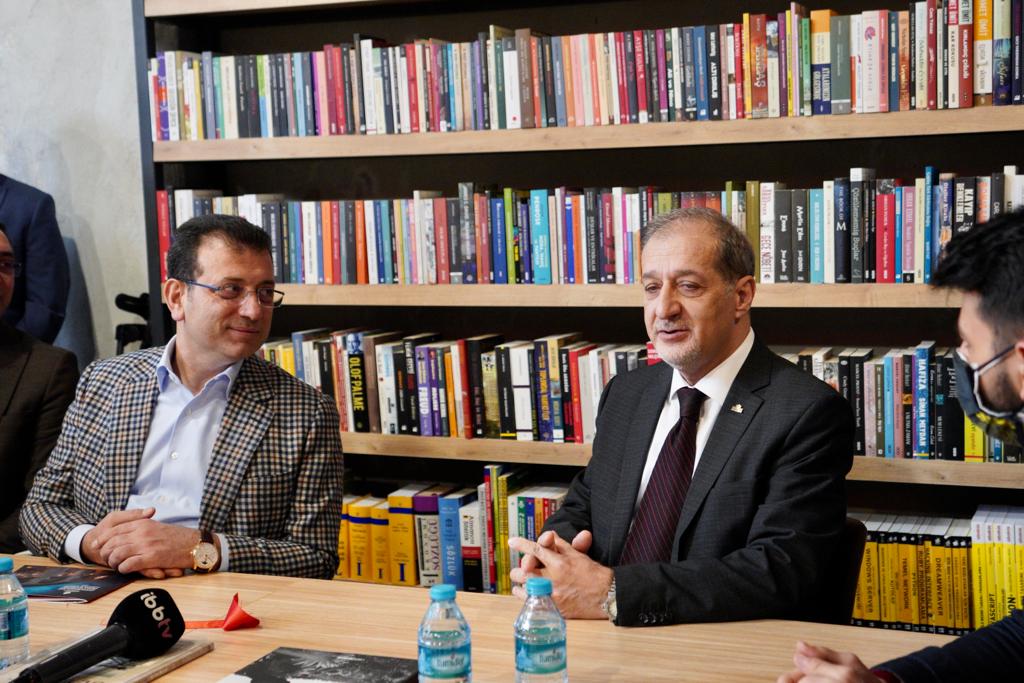 İBB, 112 YILIK TARİHE KİTAPLARLA CAN VERDİ