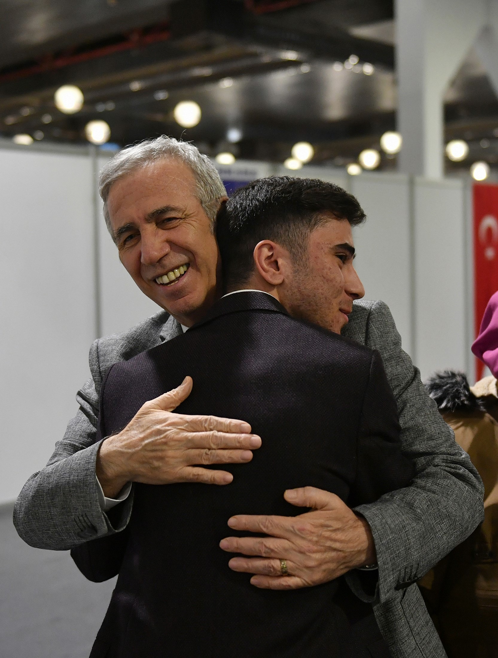  İFTARDA ŞEHİT YAKINLARI VE GAZİLERLE BİR ARAYA GELDİ