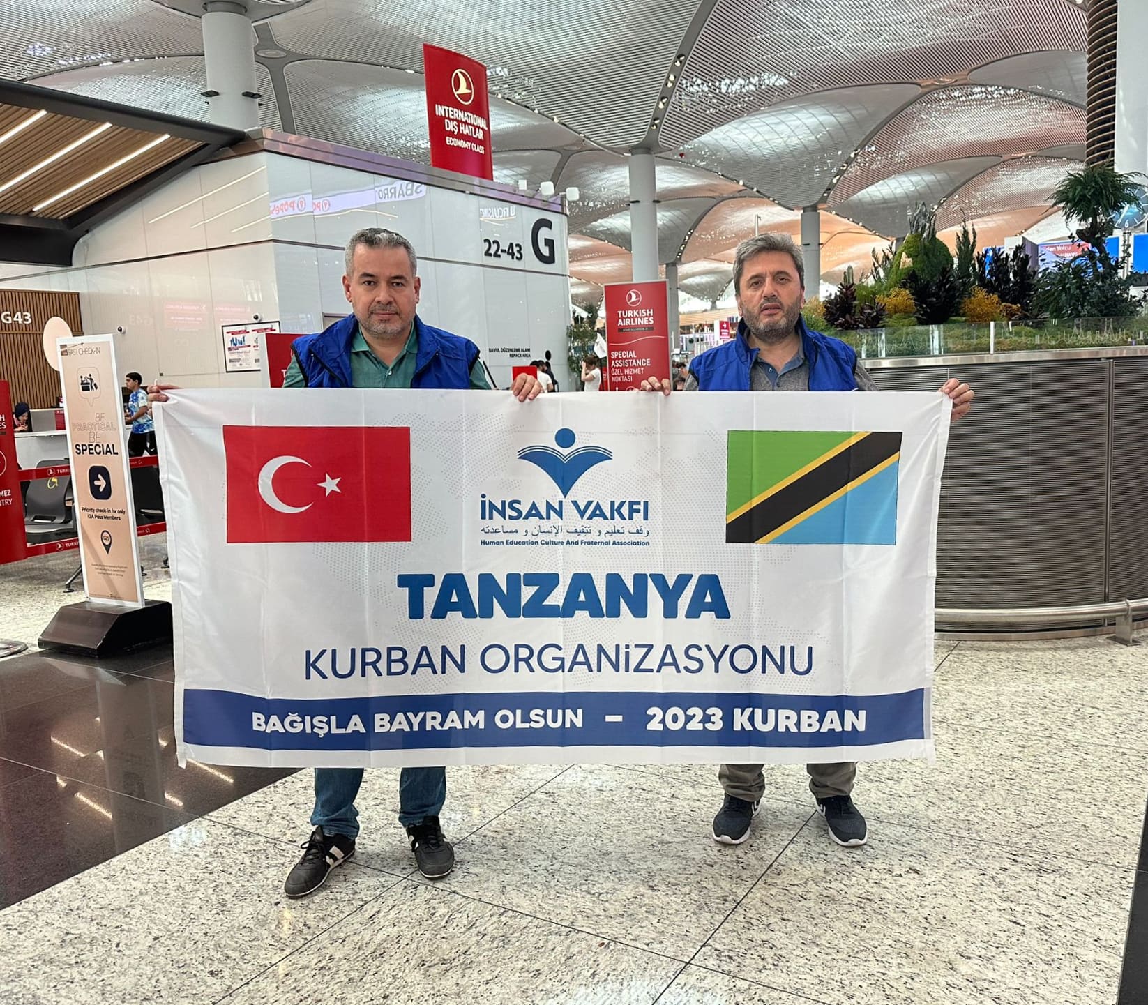 İnsan Vakfı Konya Kurban Emanetlerini Ulaştırmak Üzere Tanzanya’da!