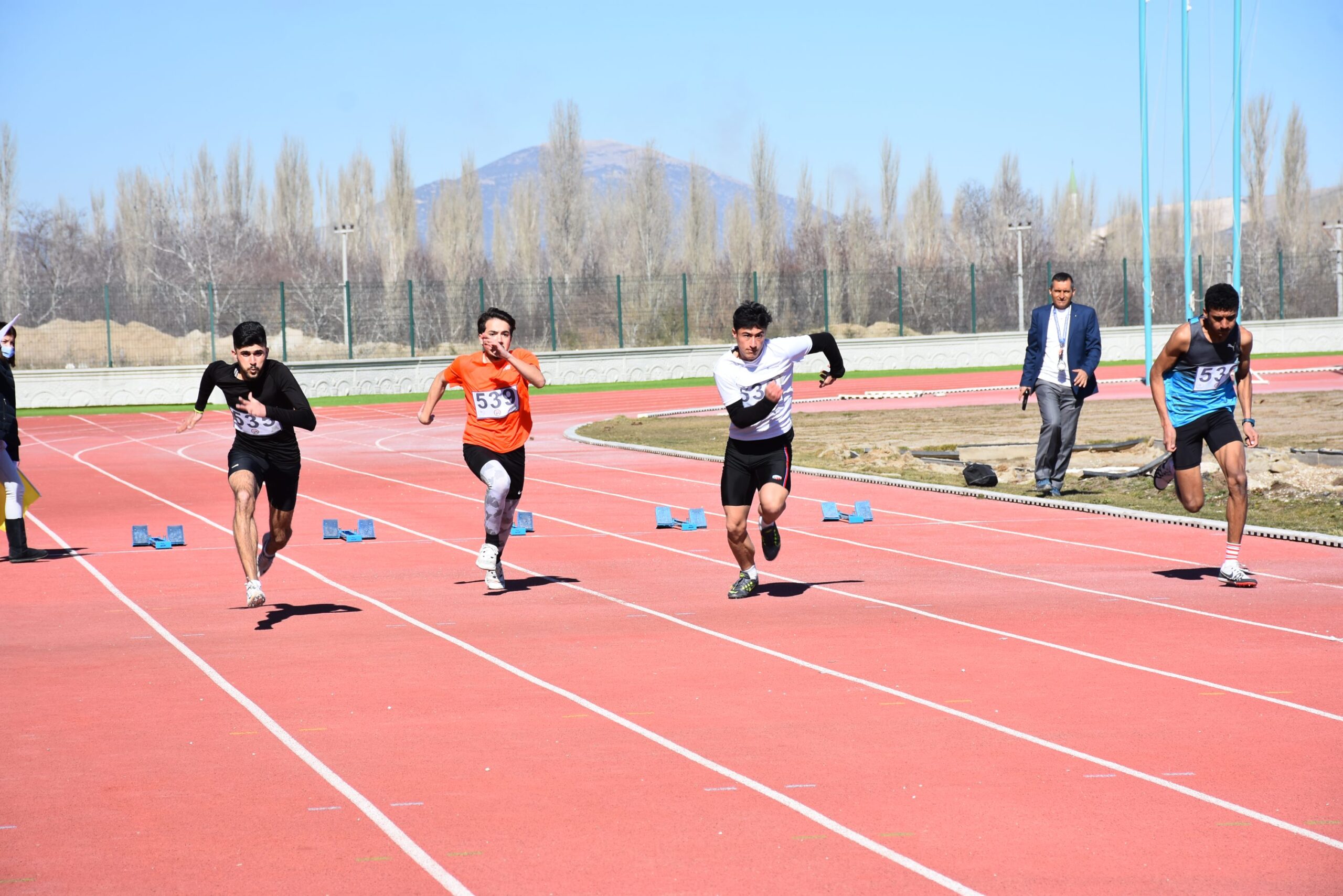 Isparta Belediyesi 2021 Atletizm Yarışmaları yapıldı