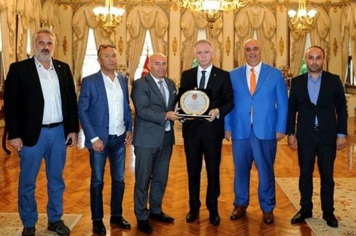 İstanbullu Gazetecilerden Vali Davut Gül'e Ziyaret