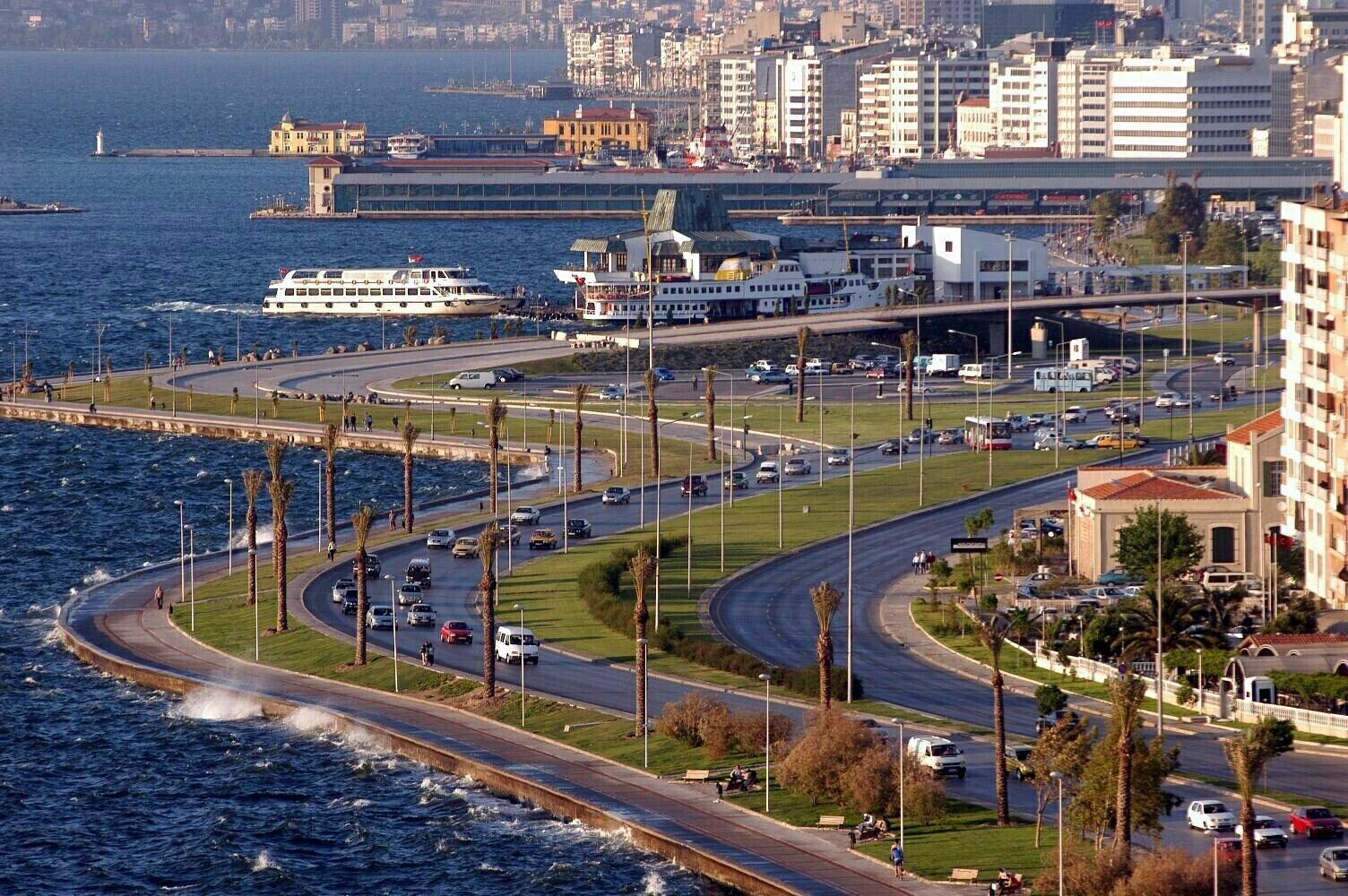 İZMİR, TEMİZ ENERJİNİN DÜNYA ZİRVESİNE HAZIR