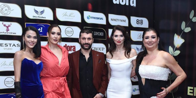 İZMİR’İN “EN”LERİ NEFİSE KARATAY’LA ÖDÜLLENDİRİLDİ