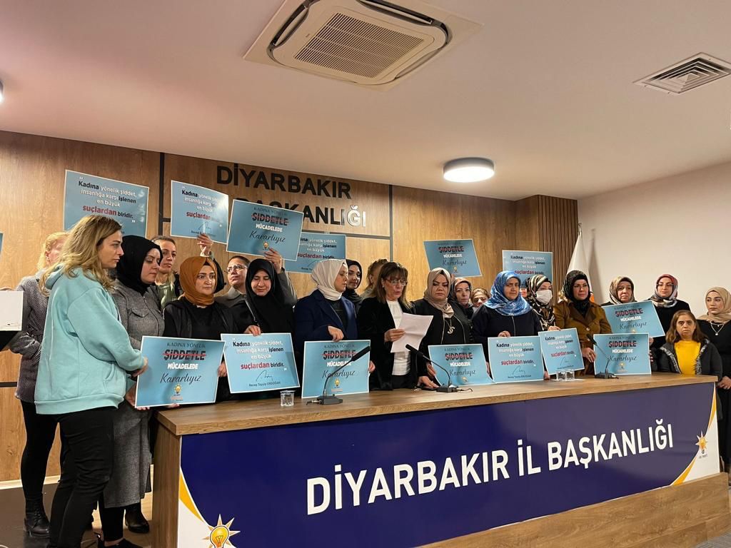 KADINA YÖNELİK ŞİDDETE KARŞI ULUSLARARASI MÜCADELE GÜNÜ BASIN AÇIKLAMASI