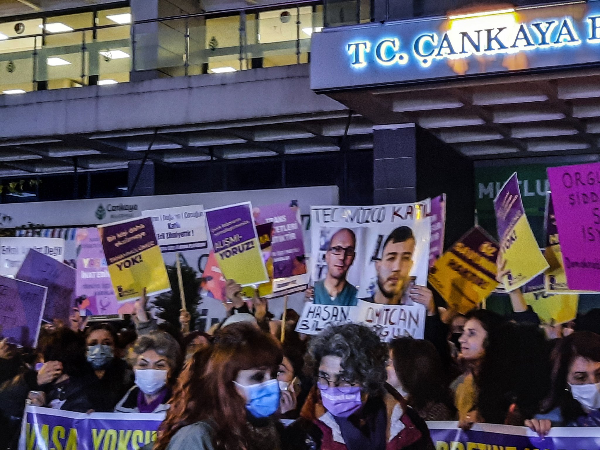 Kadınlar Ankara'dan seslendi: Kadın düşmanlığına karşı her yeri isyan alanına çeviririz