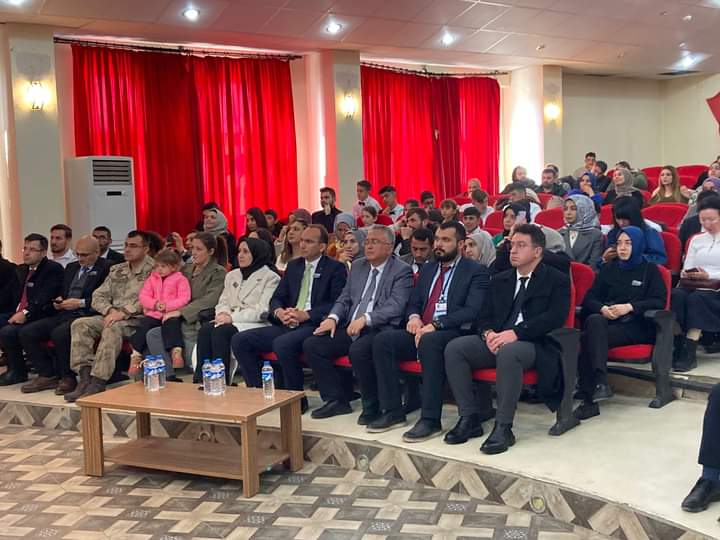 Karayazı'da 24 Kasım Öğretmenler Günü Büyük Bir Coşkuyla Kutlandı