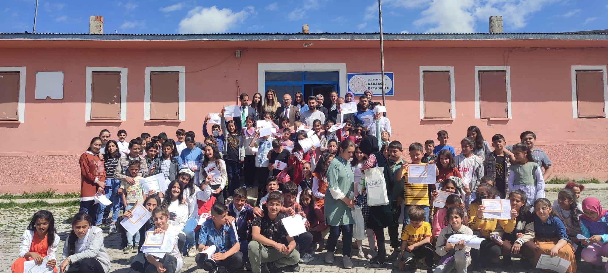 KARAYAZILI ÖGRENCİLER LGS'DE BAŞARILI SONUÇLAR ELDE ETTİ 