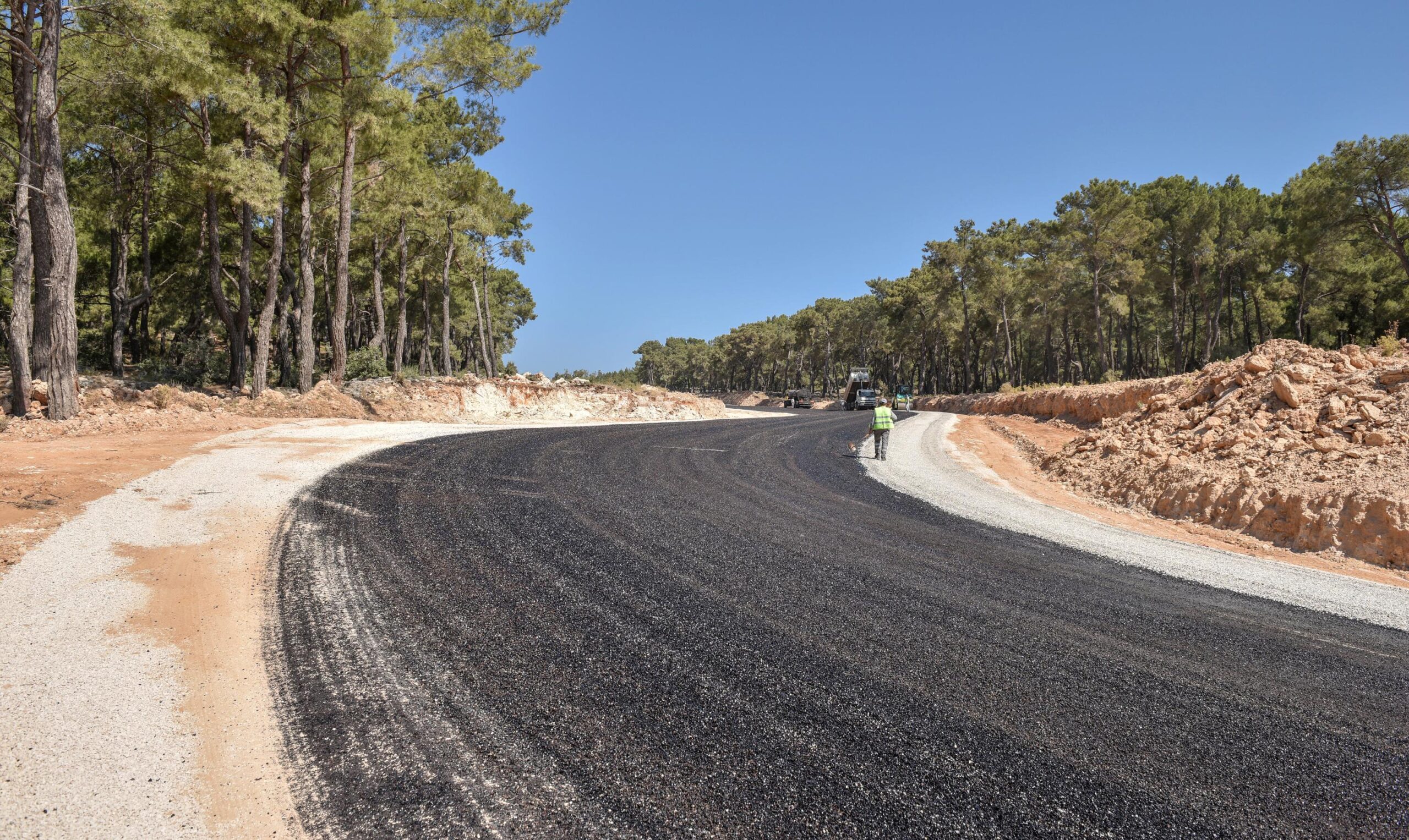 Kepez’den şehir trafiğine nefes aldıracak yol