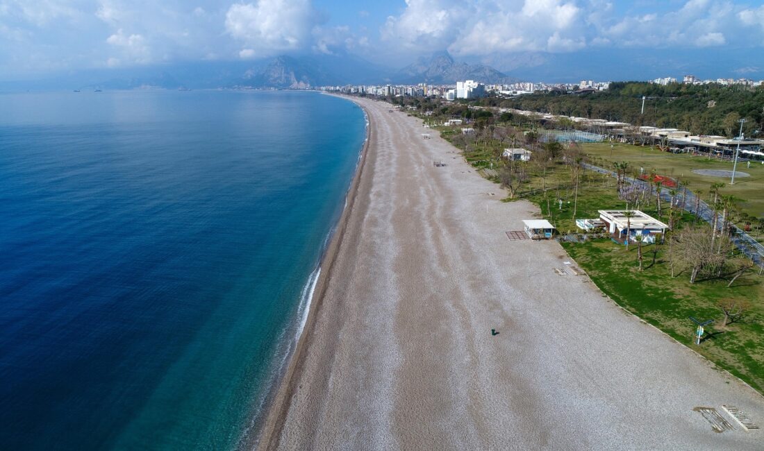 Konyaaltı Belediye Başkanı Semih