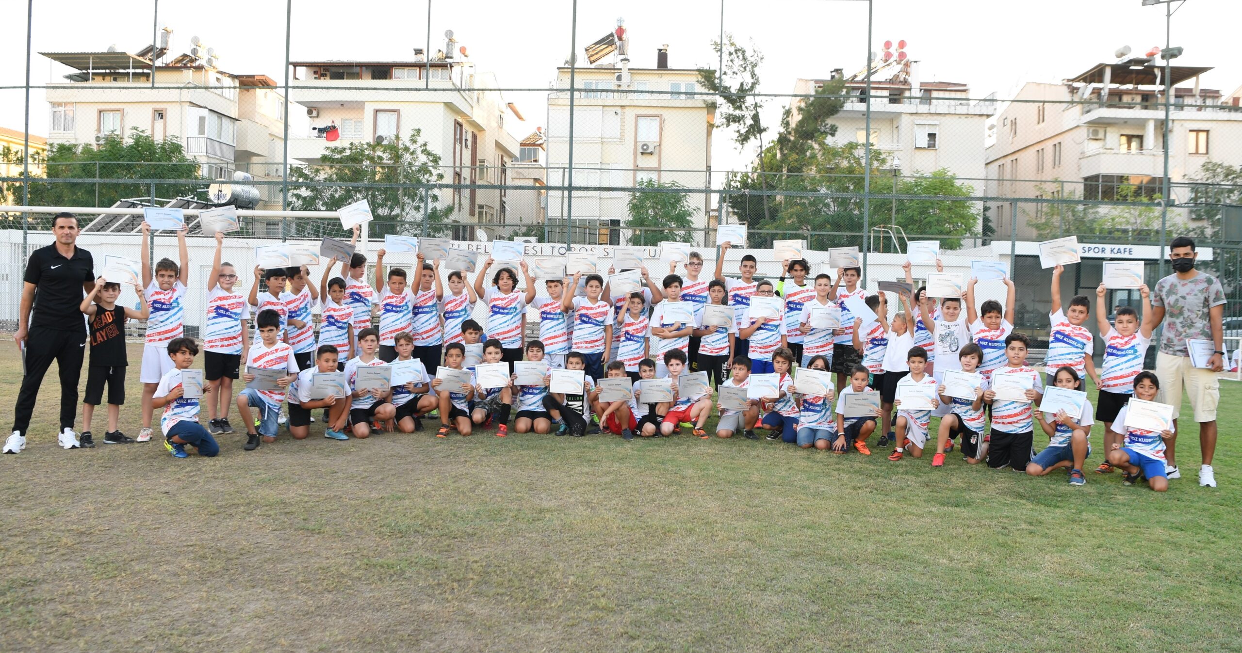 Konyaaltı’nda 500 öğrenci sertifikasını aldı