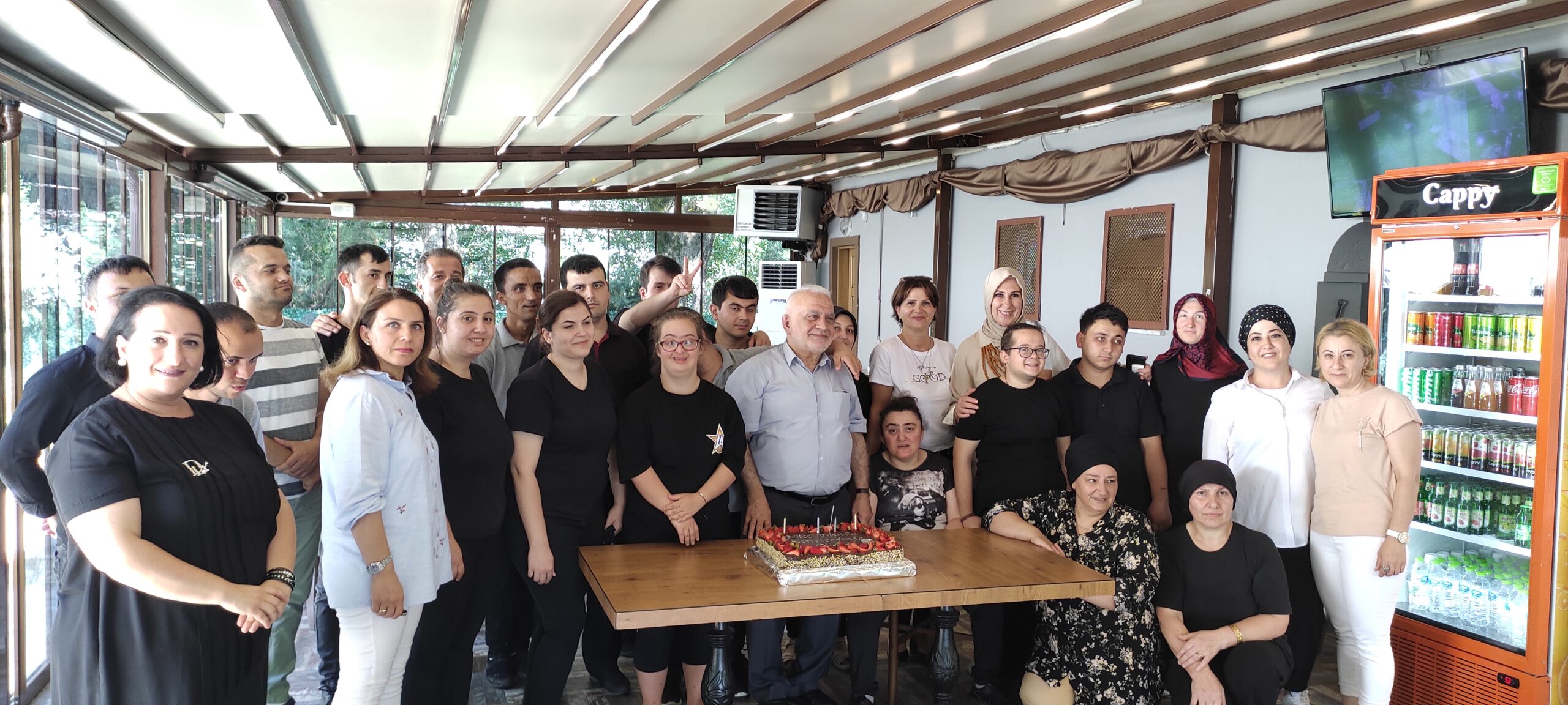 KUSURSUZ KAFE YENİ YAŞINI KUTLADI