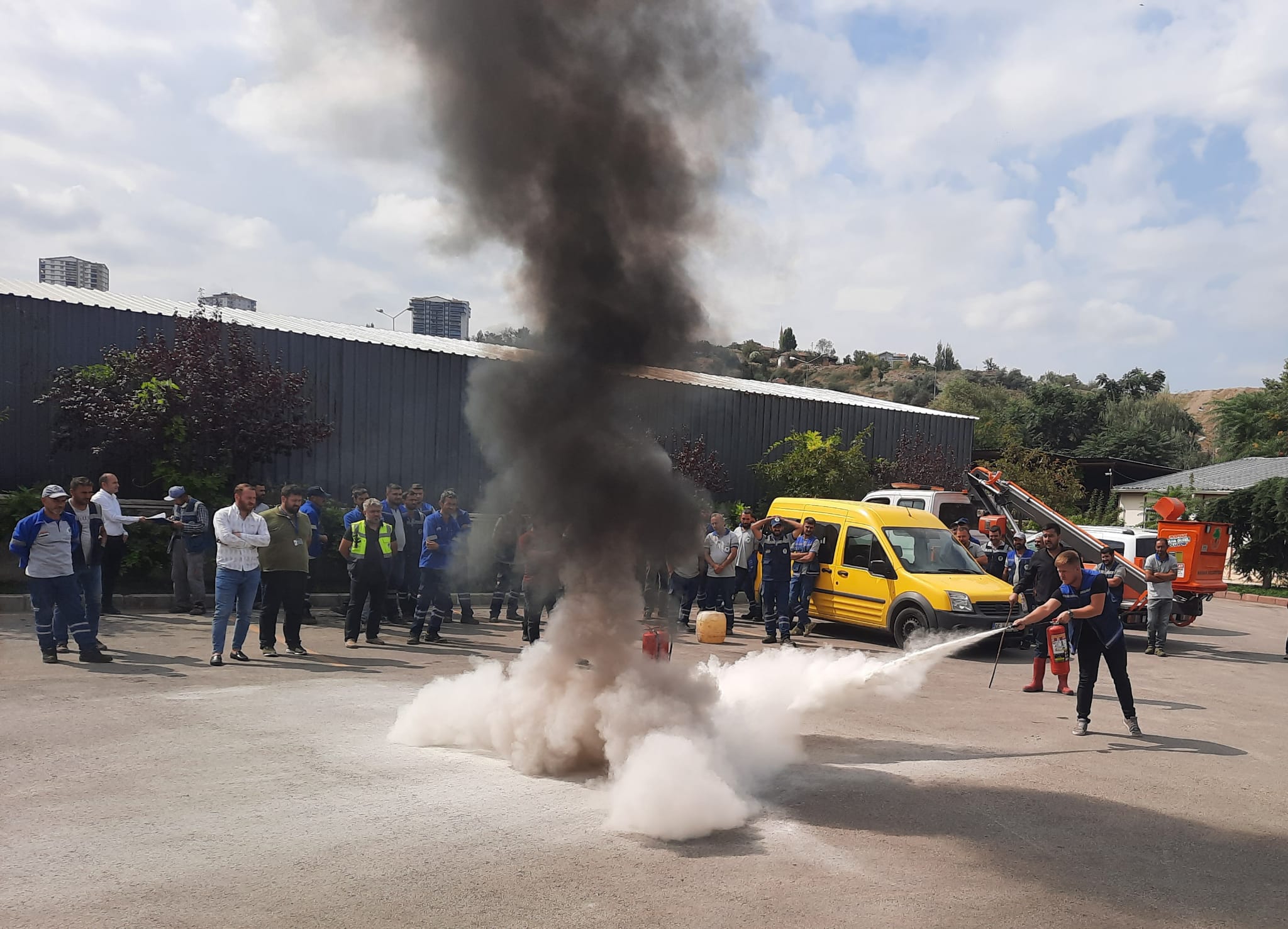 Mamak Belediyesi’nde Yangın Eğitimi
