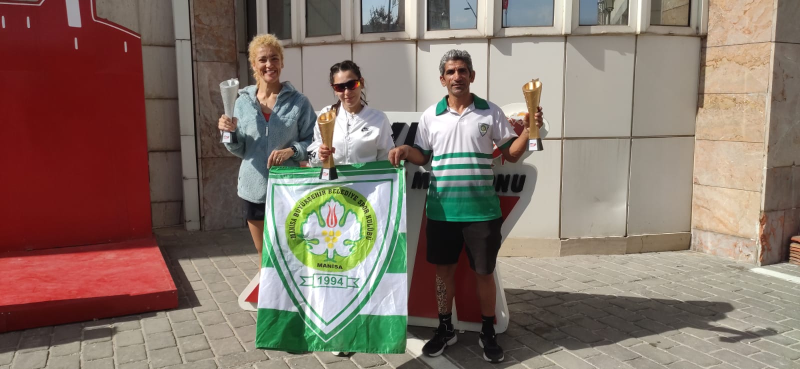 Manisa BBSK'nın Atletleri Gaziantep'te de Zirvede