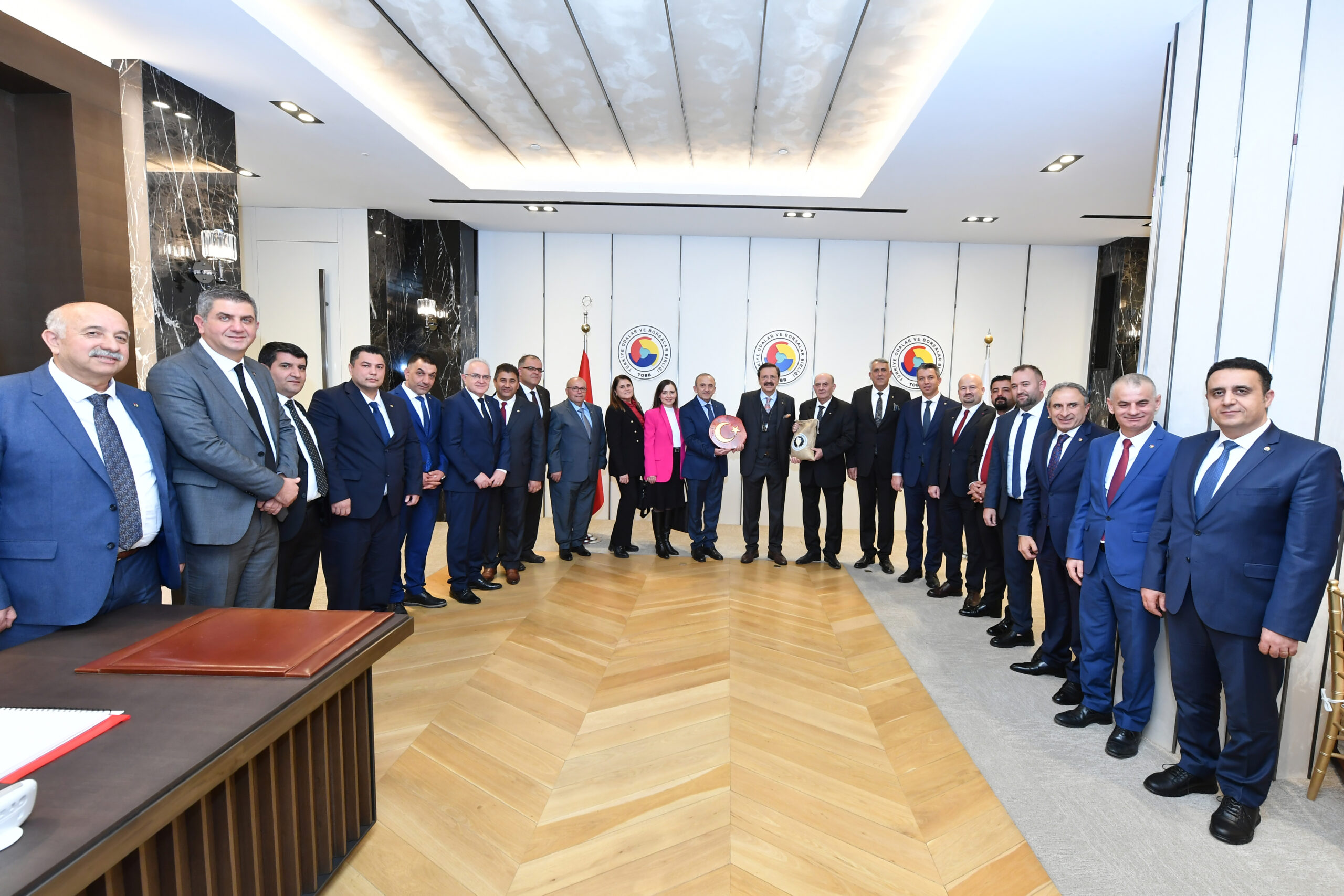 MANİSA TSO’DAN TOBB BAŞKANI HİSARCIKLIOĞLU'NA ZİYARET